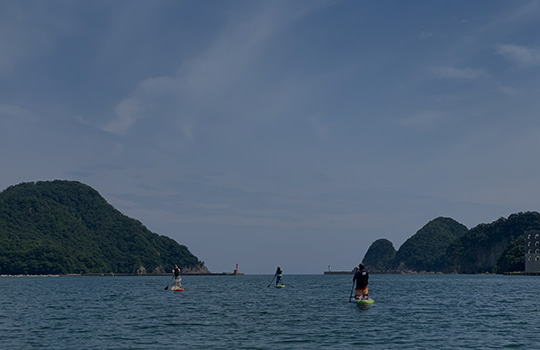 香美町　柴山 / 穏やかな海に浮かぶ初めてのSUP体験